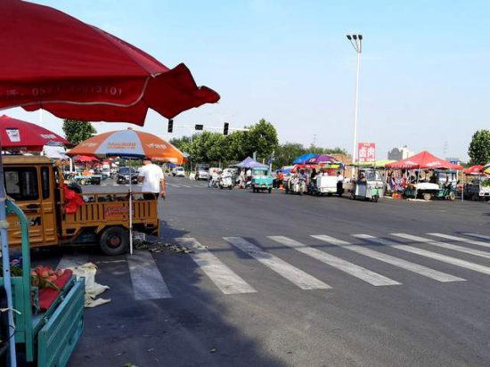 亳州市這處「馬路市場」佔道經營兩年為何無人問津？