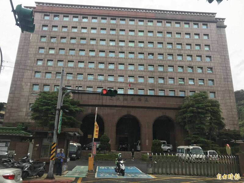 基隆地检署检察官近日侦结，依违反儿童及少年性剥削防制条例起诉叶姓警员。（记者吴升儒摄）