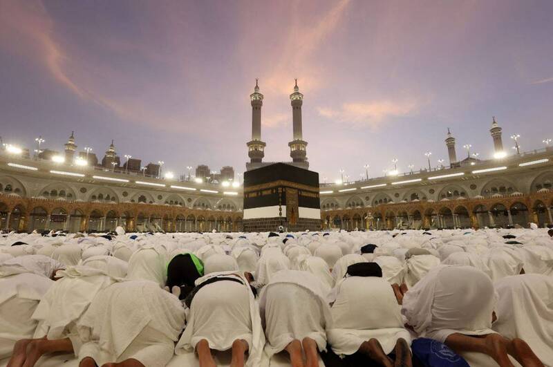 沙乌地阿拉伯2024年执行死刑的次数创历史新高。图为穆斯林信徒进行祈祷。(法新社) 沙乌地阿拉伯2024年执行死刑的次数创历史新高。图为穆斯林信徒进行祈祷。(法新社)