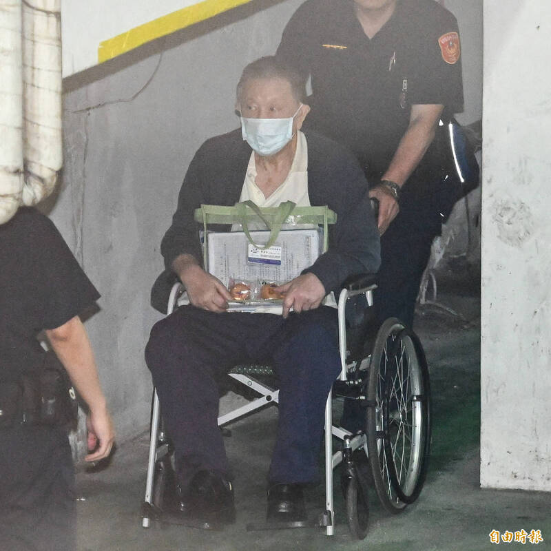 威京集团主席沈庆京日前出庭。（资料照）