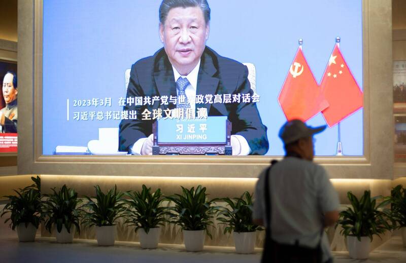 针对中国国家主席习近平疑似健康恶化、失势甚至遭政变的传闻，旅美中国问题专家邓聿文认为，这类说法「实在不值一评」。（欧新社）