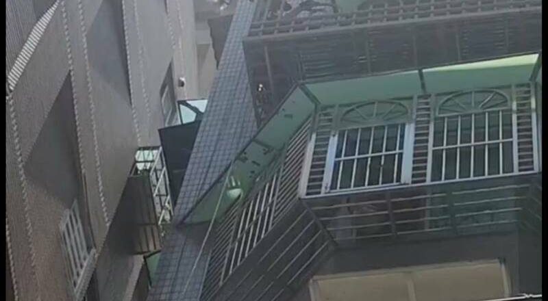 男9樓墜落6樓陽台 淡水消防員嘗試垂降救人