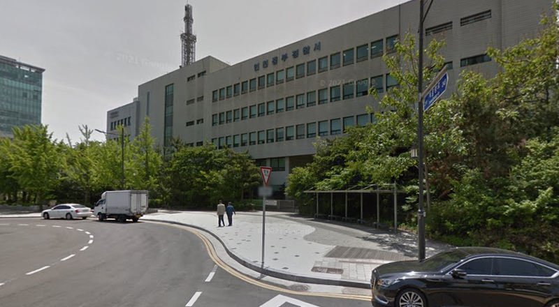 憾！南韓仁川一家3人陳屍車內 7歲女童疑被父母帶上絕路