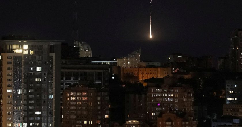 俄烏無人機互襲 澤倫斯基:與歐美協議增產「數十萬架」無人機