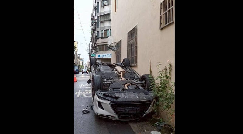 員林「極限停車秀」！ 原來要喝酒加講手機才辦到