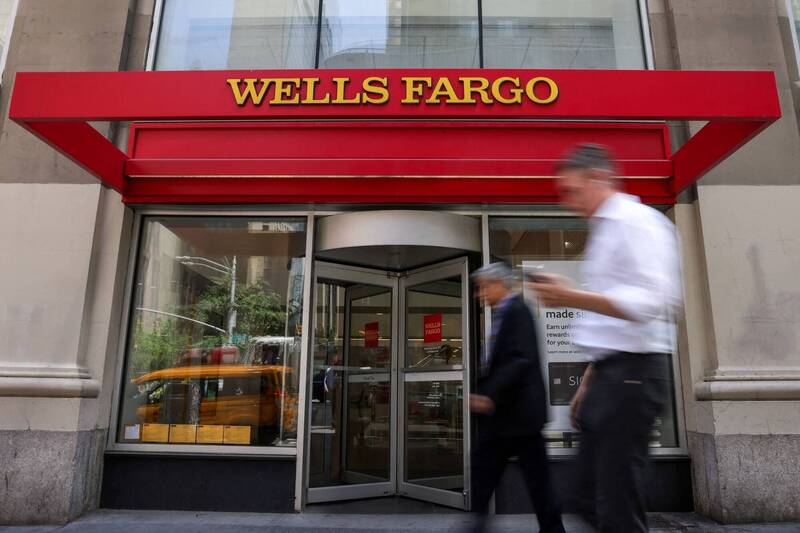 美国富国银行(Wells Fargo)负责贸易融资的华裔资深女主管茅晨月,赴中国出差却遭到限制出境,引发美国公民紧张情绪。(路透) 美国富国银行(Wells Fargo)负责贸易融资的华裔资深女主管茅晨月,赴中国出差却遭到限制出境,引发美国公民紧张情绪。(路透)