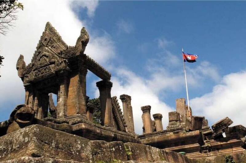 柬埔寨普里维希印度教神庙（Preah Vihear temple，又称「柏威夏寺」）为泰柬边境主权争议的核心象征，历来数度引发军事冲突与外交争端。（美联社资料照）