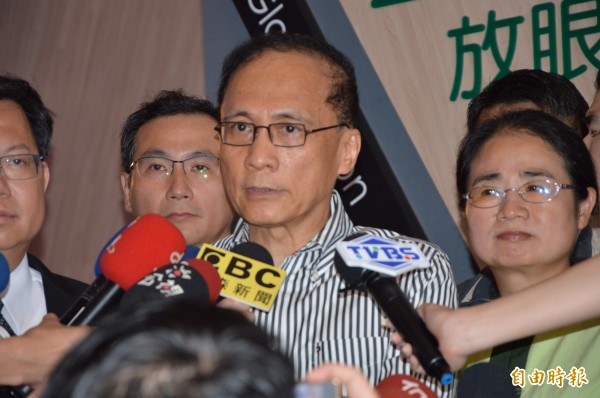 林全表示，桃机的管理问题存在已久，希望尽快了解事实与责任，该负责的就要处理。（资料照，记者谢武雄摄）