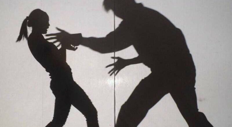 初见面就硬上女网友 男竟辩对方拿自慰卫生纸擦下体