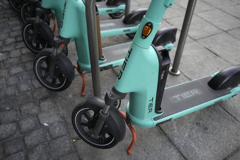 英国游客肯普因之前在澳洲骑电动滑板车时撞死1名男子而被拘留。图为示意图。（彭博社）