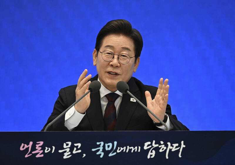 南韩媒体报导，南韩总统李在明不会出席下月在中国举行的抗日战争胜利纪念日活动，而是由国会议长禹元植代表出席。（美联社档案照）