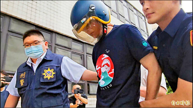 今年7月间，新北市土城区发生一件家暴男当街砍死妻子、小姨子惊悚命案，全案经新北地检署调查后依刑法杀人等罪嫌起诉行凶的46岁谢姓男子，全案今日移审，法院预计下午开庭。（资料照）