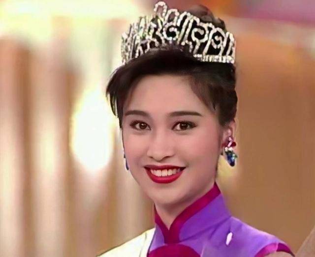 4819e92973a8421e91bc40e841b9eb87