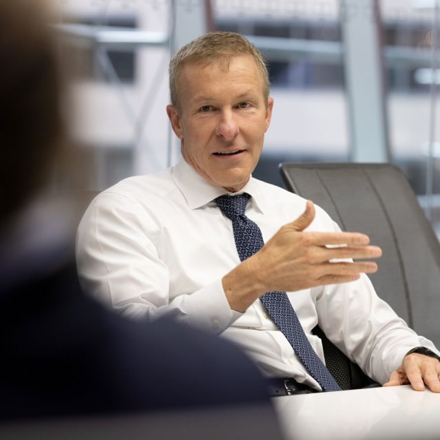 满世界飞的CEO们 分享如何克服时差