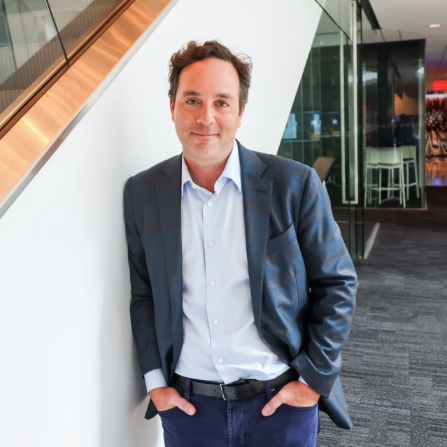 满世界飞的CEO们 分享如何克服时差