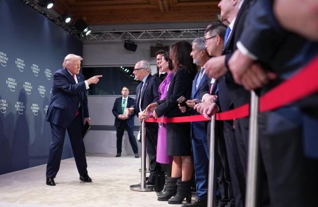 ​反复无常、有恃无恐：川普的达沃斯外交风暴