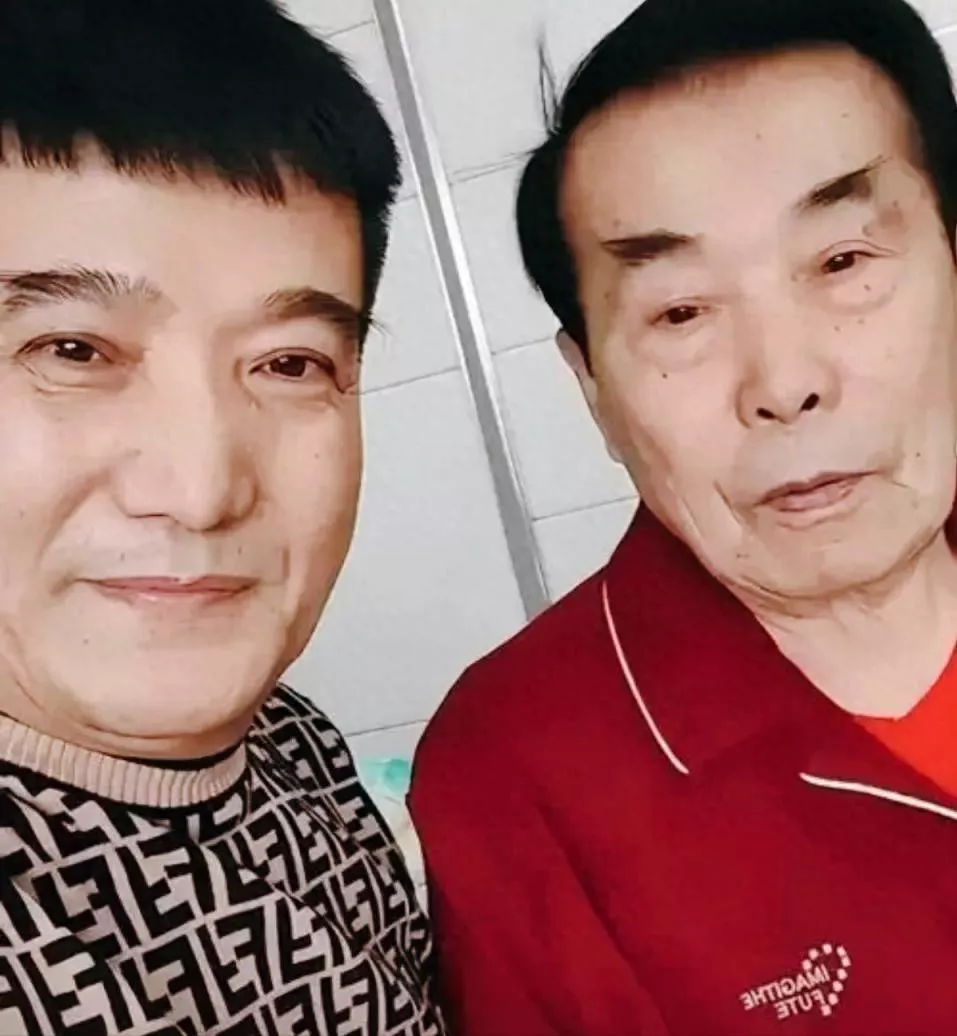 何庆魁喊话赵本山：你说有困难吱声，孙子留学得50万