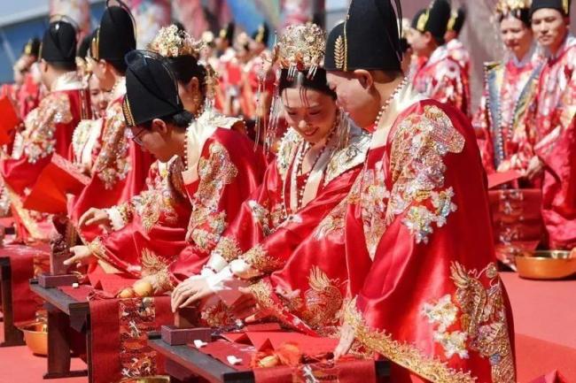 河南姊妹联手向12男“索彩礼” 被重判