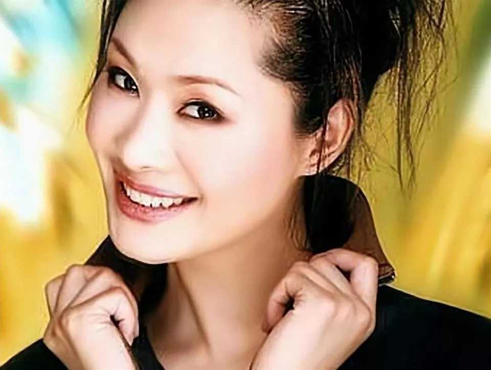 于文华三次拒绝尹相杰,最终离婚后带女儿嫁给粉丝,如今过得怎样