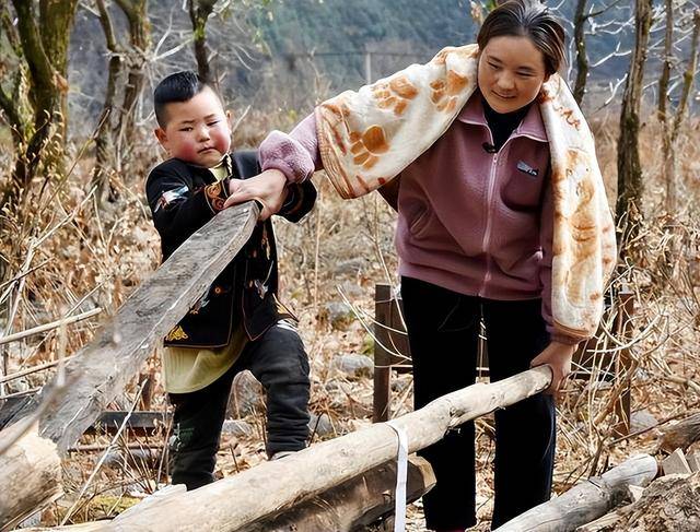 怀中孩子已离世 “春运母亲”如今过的怎样 怀中孩子已离世 “春运母亲”如今过的怎样