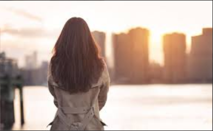 “露水夫妻旧蓑衣 ”啥意思？下半句更精彩