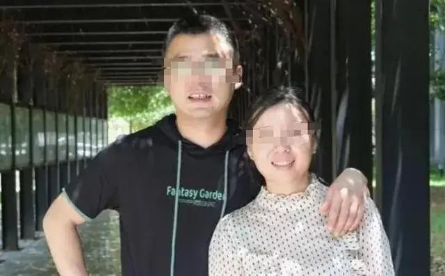 绝望：北大女博士倒挂长城2小时，目睹自己坠亡