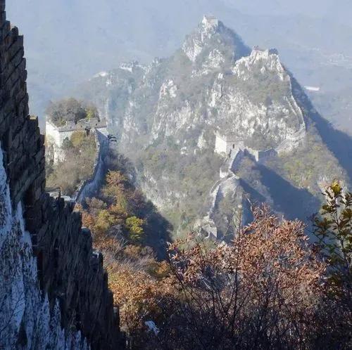 绝望：北大女博士倒挂长城2小时，目睹自己坠亡