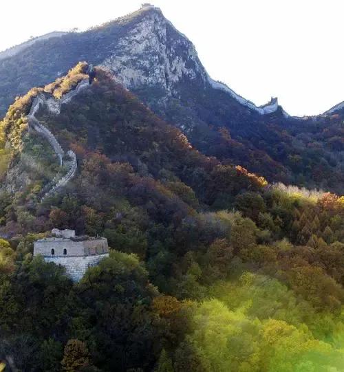 绝望：北大女博士倒挂长城2小时，目睹自己坠亡