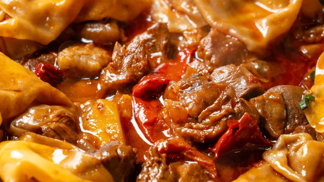 中国最豪横的过年宴席，不在广东，不在四川