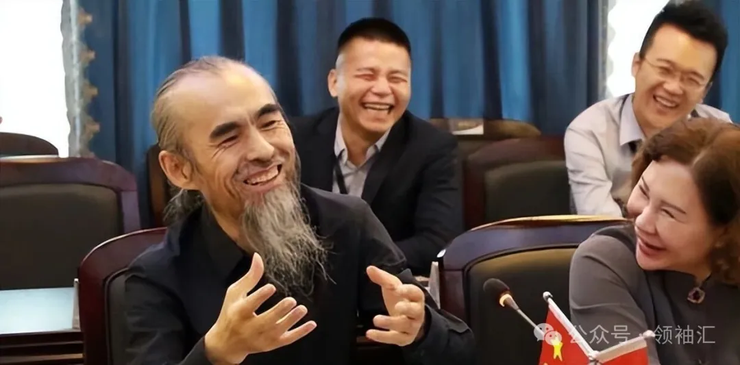 最离谱骗局:从副市长变“半仙” 收割上千亿 最离谱骗局:从副市长变“半仙” 收割上千亿