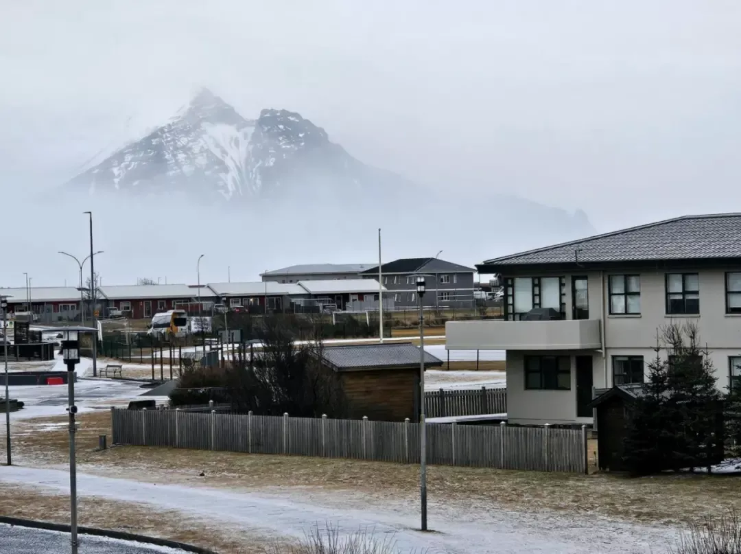 45岁中国人“上岸”冰岛公务员,年休假30天 45岁中国人“上岸”冰岛公务员,年休假30天