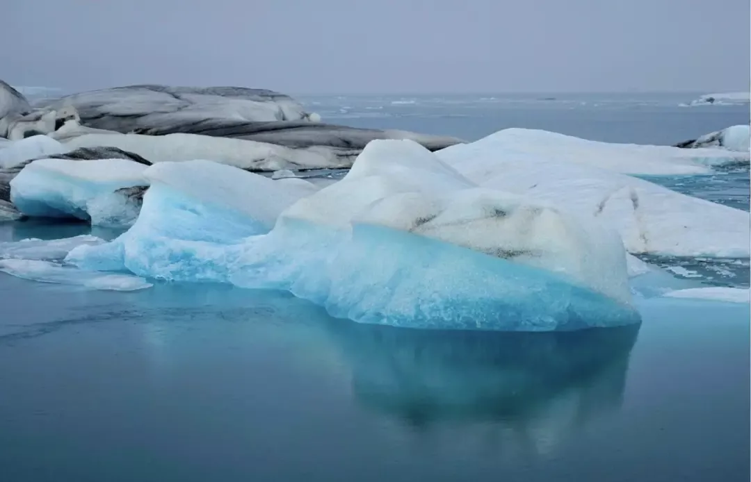 45岁中国人“上岸”冰岛公务员,年休假30天 45岁中国人“上岸”冰岛公务员,年休假30天
