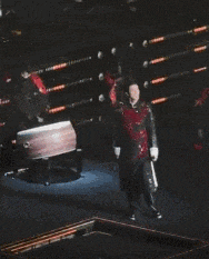 顶流巨星，命悬一线