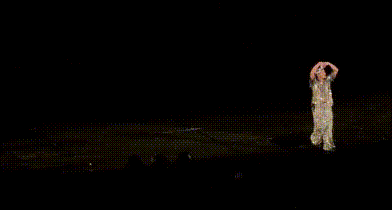 顶流巨星，命悬一线