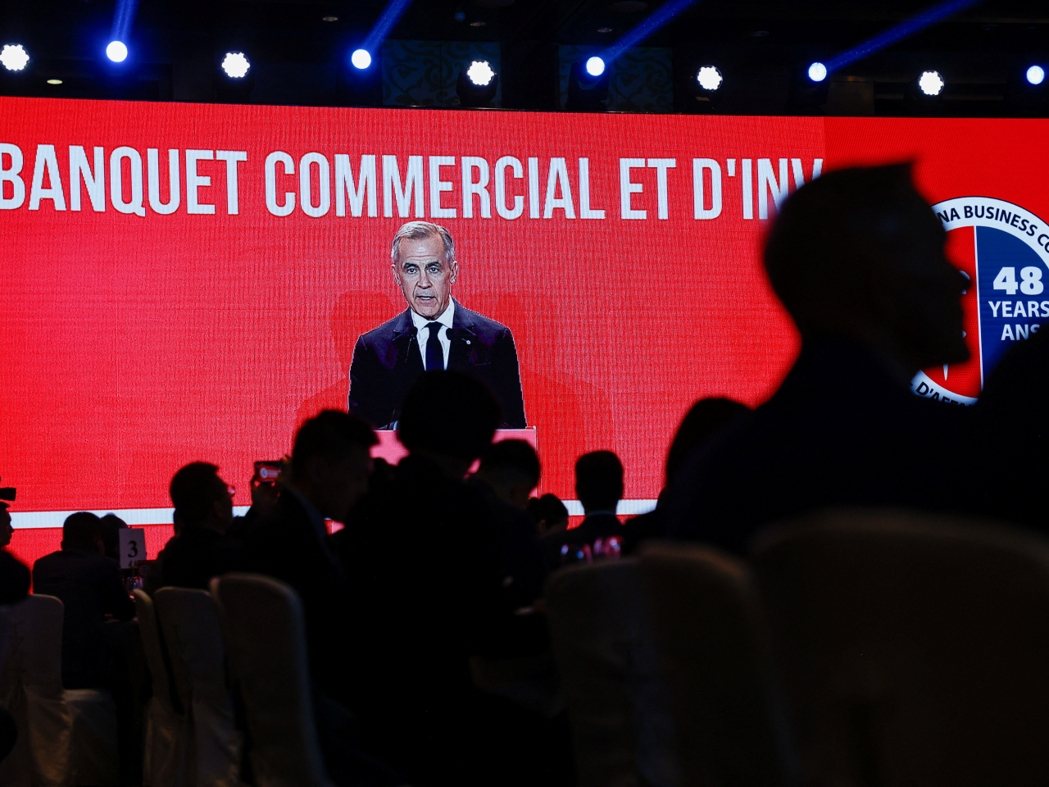 加拿大总理卡尼宣布重启电动车购车补贴,并与中国合作本土生产炎出木电动车。图为1月... 加拿大总理卡尼宣布重启电动车购车补贴,并与中国合作本土生产炎出木电动车。图为1月...