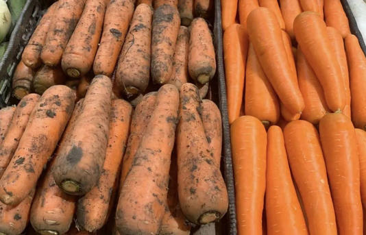 才知道，胡萝卜带泥和不带泥差别大，别花冤枉钱