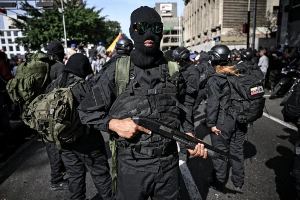 美国紧急警告公民立即撤离委内瑞拉