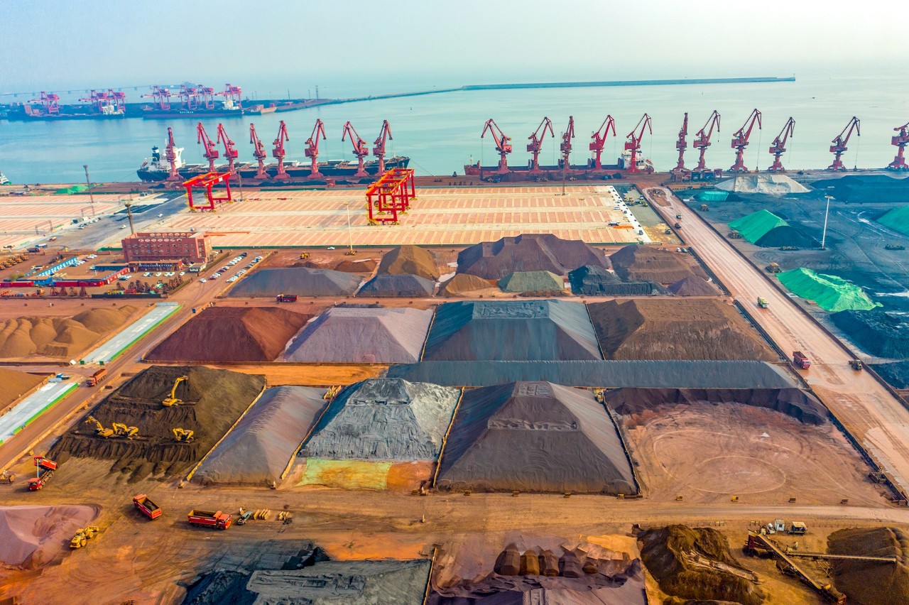 中国稀土拟14亿买矿,改名后股价飞涨,股民盼600亿市值_手机新浪网