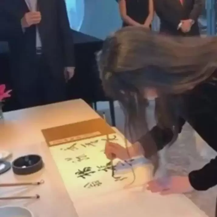 杨振宁妻子翁帆曾自白:为了丈夫的身体,我16年来都是早睡早起 杨振宁妻子翁帆曾自白:为了丈夫的身体,我16年来都是早睡早起