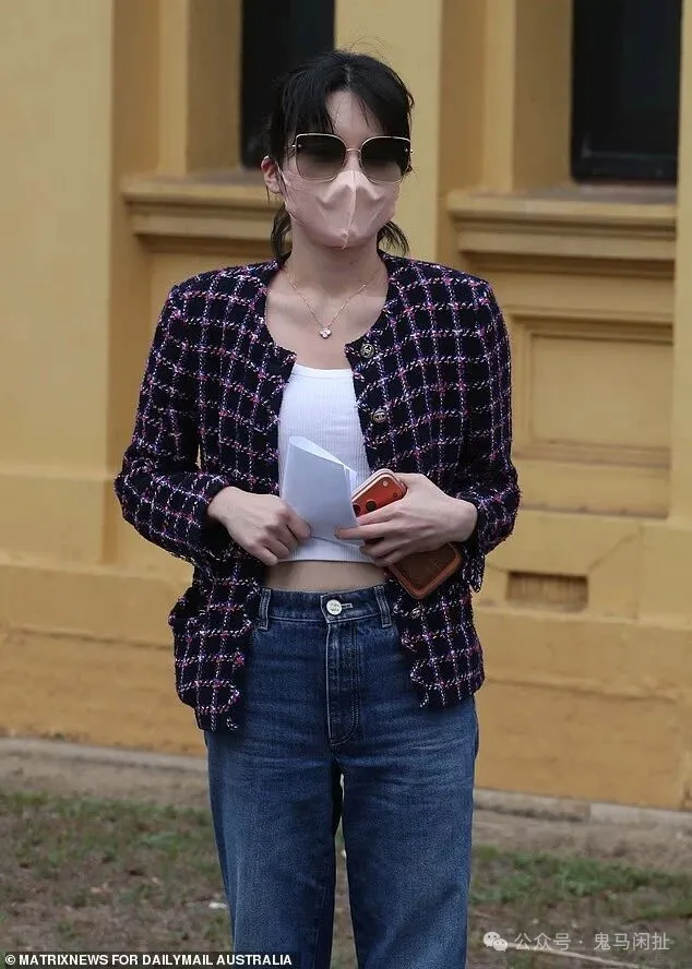 时装大佬杨兰兰，面相凉薄，内在强势