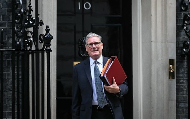 美媒：他或成首位因爱泼斯坦案倒台的国家领导人