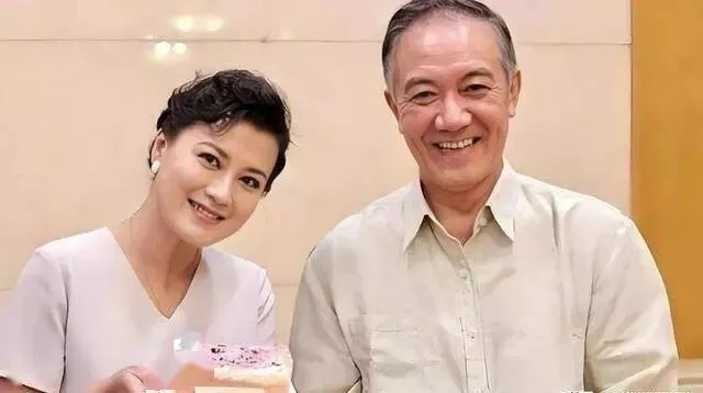 67岁李幼斌近况曝光!再婚娶小13岁史兰芽,亲儿子不贴心,父母住养老院