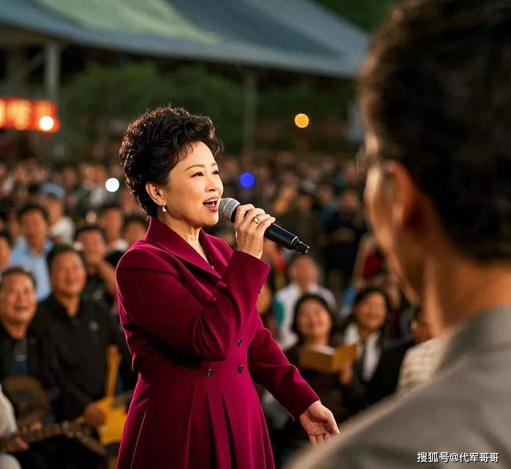 63岁董文华近况曝光!接农村商演唱功不减当年,与丈夫恩爱40多年