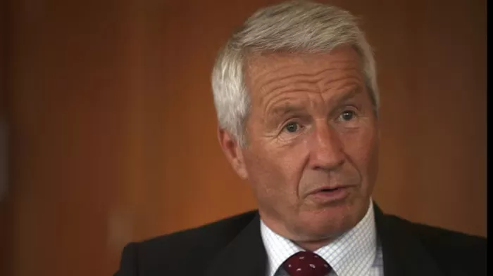 因与爱泼斯坦往来，挪威前首相亚格兰被控严重腐败