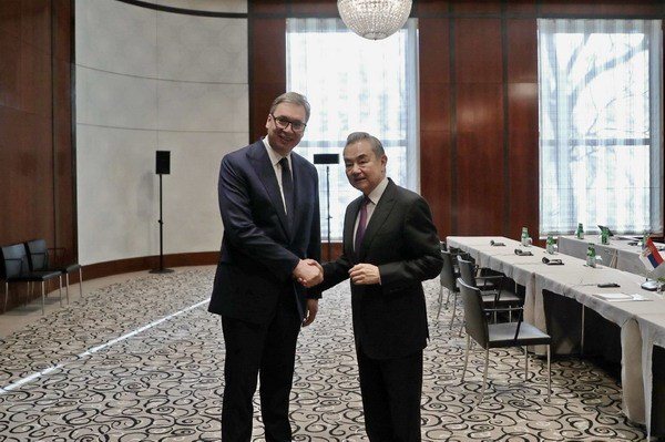 当地时间2026年2月13日,塞尔维亚总统武契奇在慕尼黑安全会议期间会见大陆外交... 当地时间2026年2月13日,塞尔维亚总统武契奇在慕尼黑安全会议期间会见大陆外交...