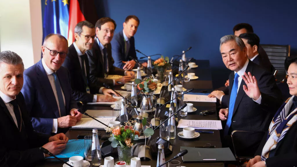 “中国设下埋伏” 王毅在慕尼黑很活跃 无处不在