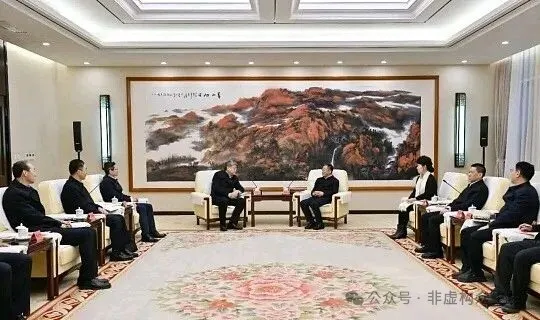 被称正部级“时装女王”，高官终于落马