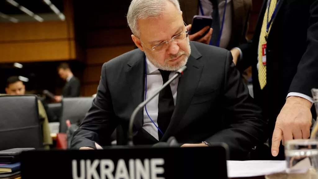 贪污1亿美金!乌能源部长边境落网 脏钱竟流向俄