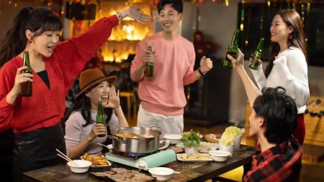 团圆都要凑人头，这个春节太扎心