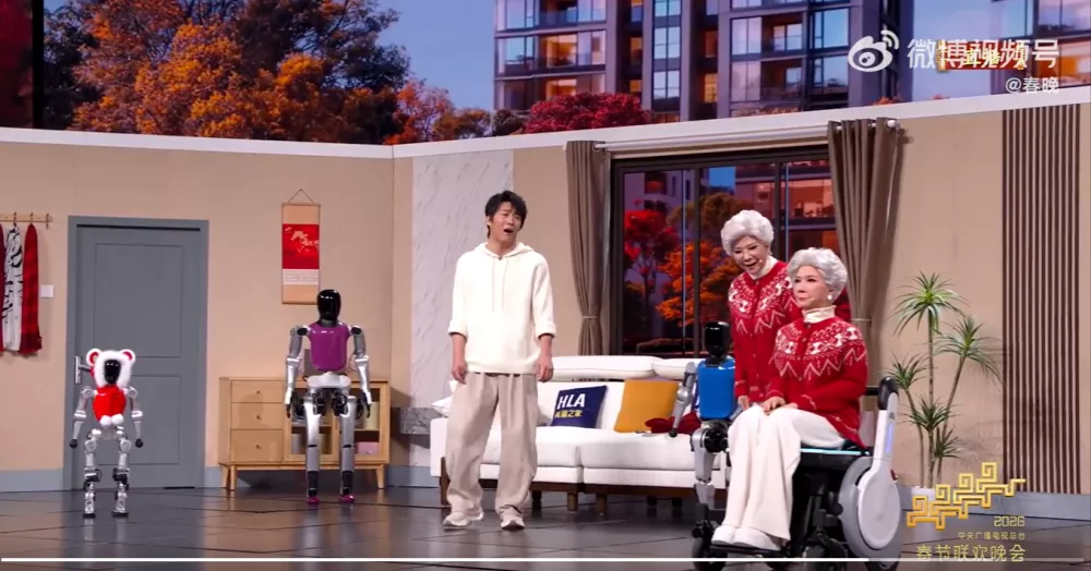 揭秘春晚“机器人蔡明”，公司负责人吐槽：蔡明脸太小